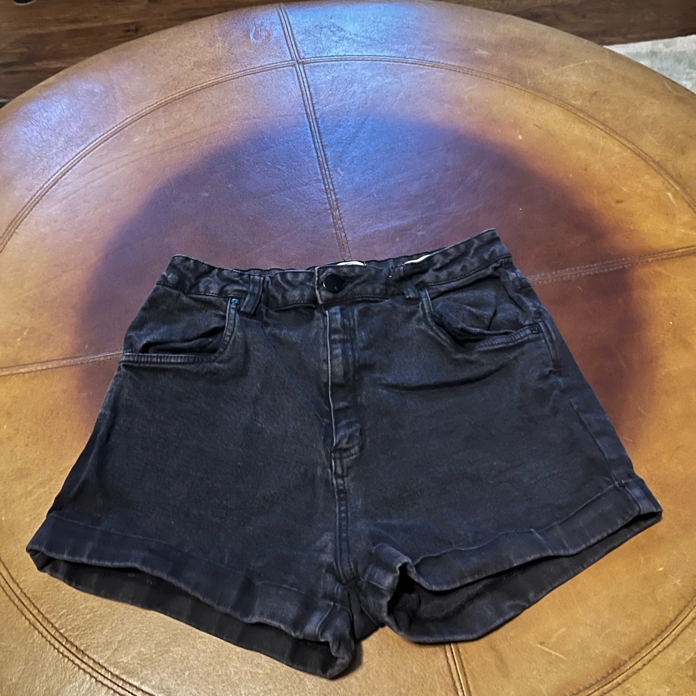 Denim Jean Shorts High-Waisted Distressed Black Size 10 Women’s